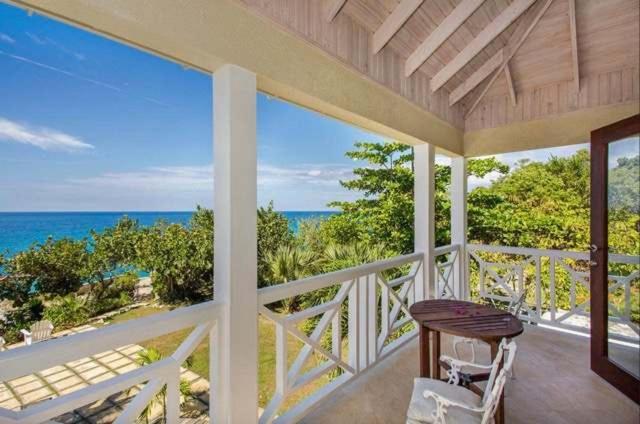 Hospitality Expert Little Waters Villa Negril Exterior photo